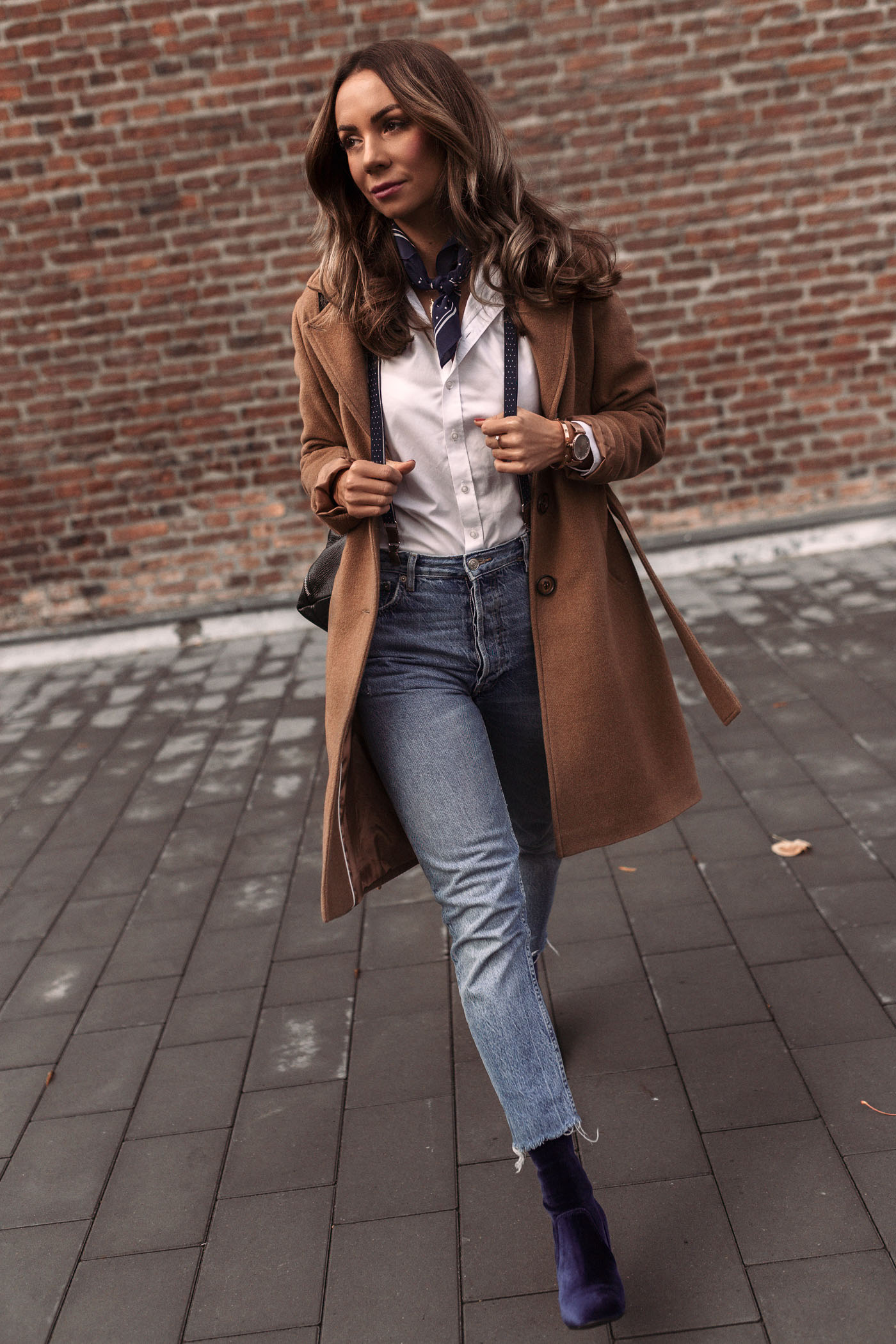 Botki Ryłko, Płaszcz Polanka, spodnie Zara, apaszka Madelle,