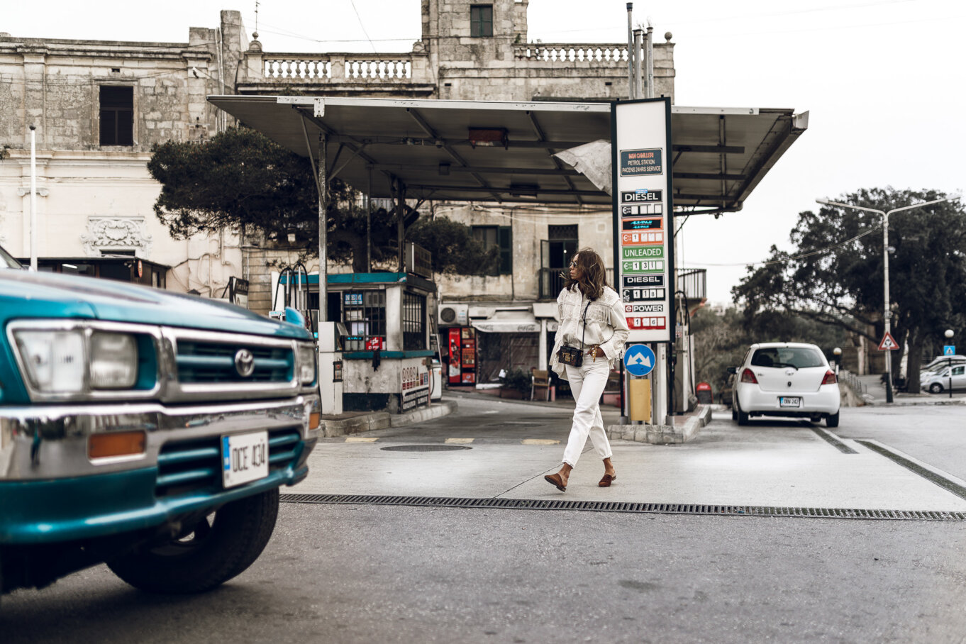 Stacja benzynowa na obrzeżach Mdiny