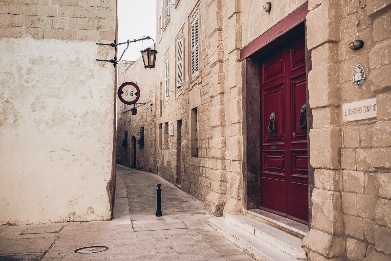 Wąska uliczka w centrum Mdiny
