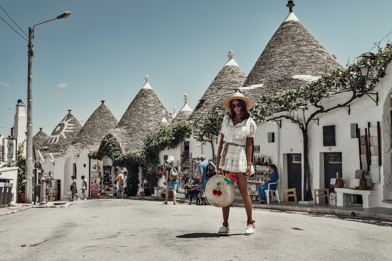 Dziwne kamienne domy w Apulii