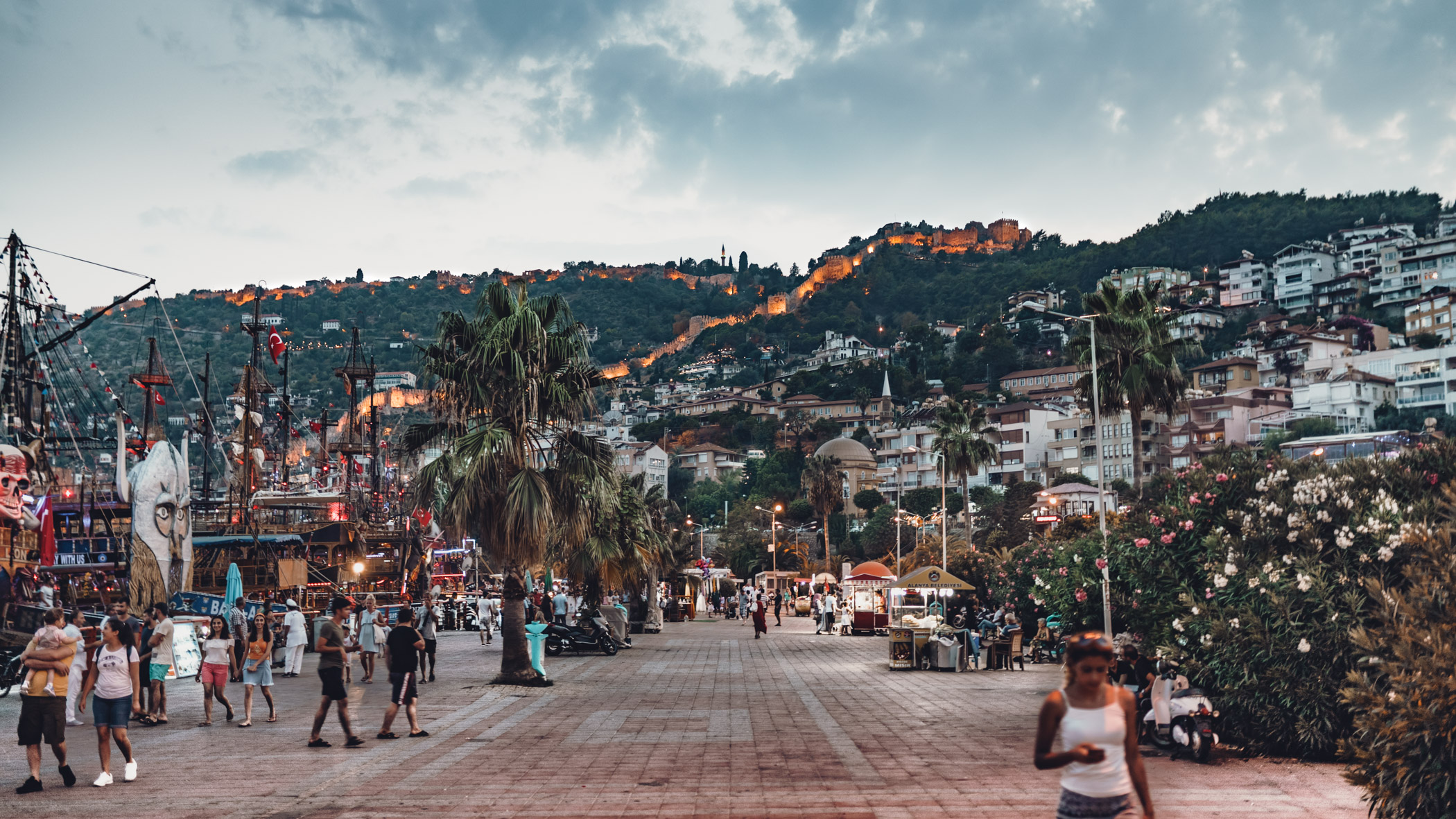 Turcja - mury obronne w Alanyi