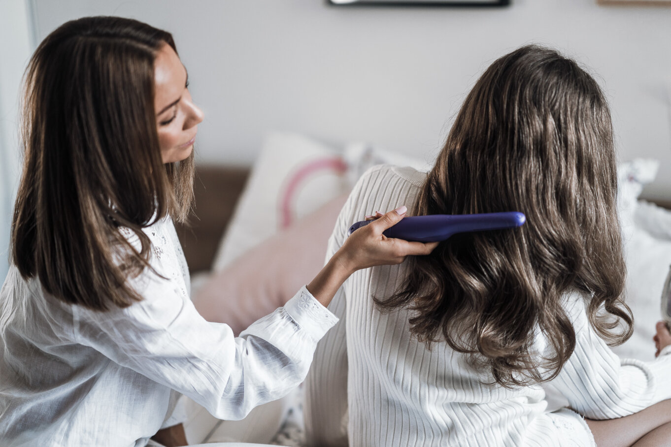 Elektryczna szczotka do rozczesywania kołtunów