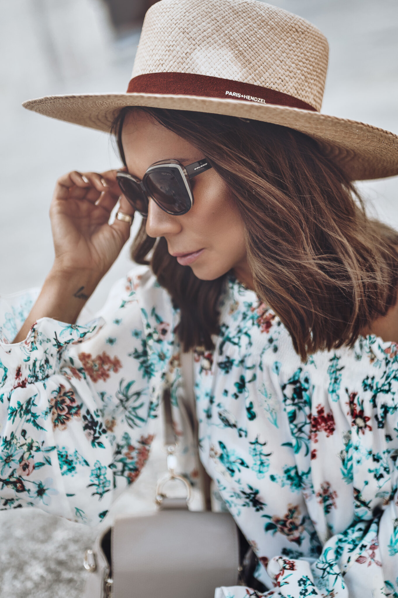 Podczas wycieczki do Locorotondo przydadzą się ciemne okulary