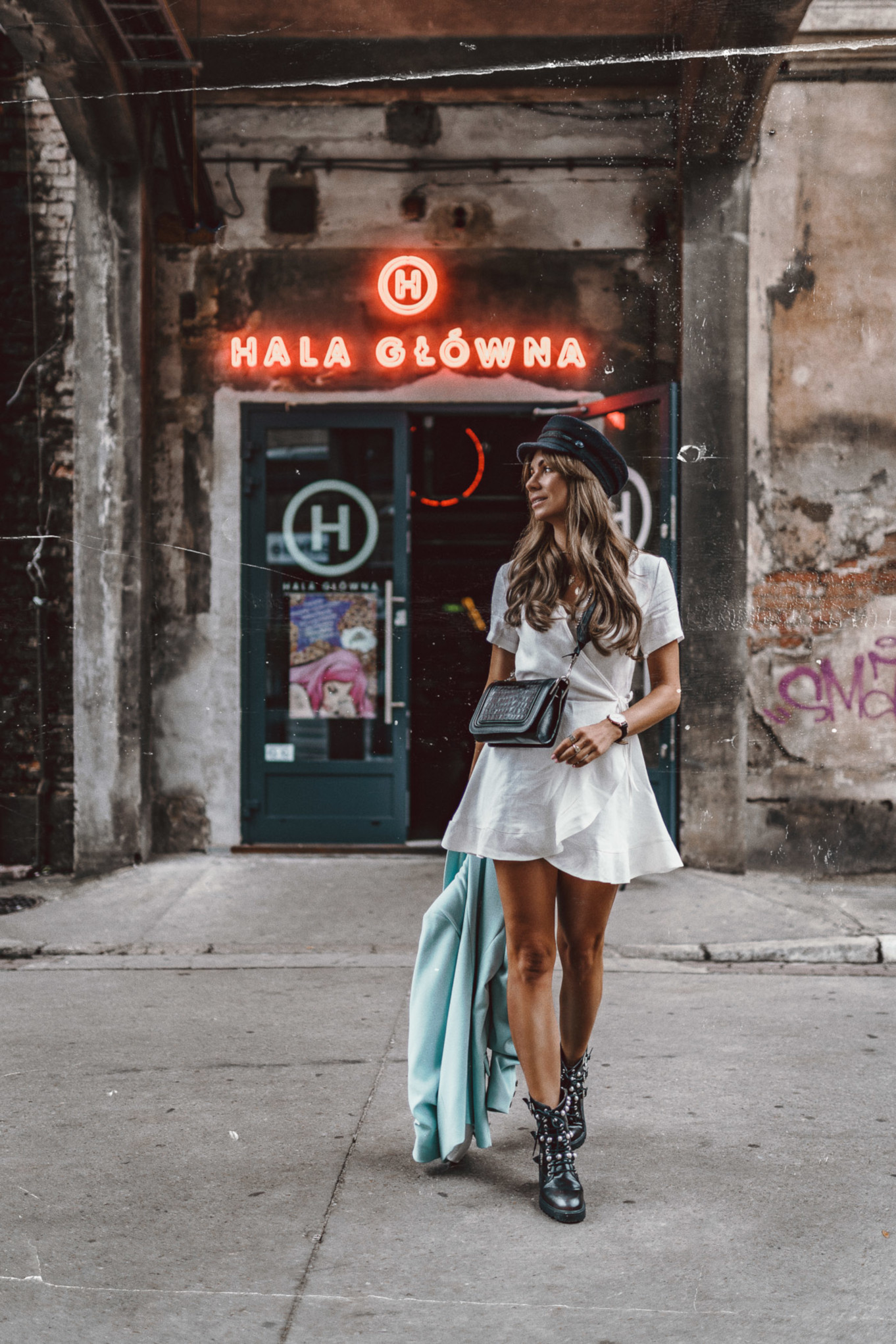 Marynarka może posłużyć jako okrycie wierzchnie jesienią Jesienny żakiet typu oversize