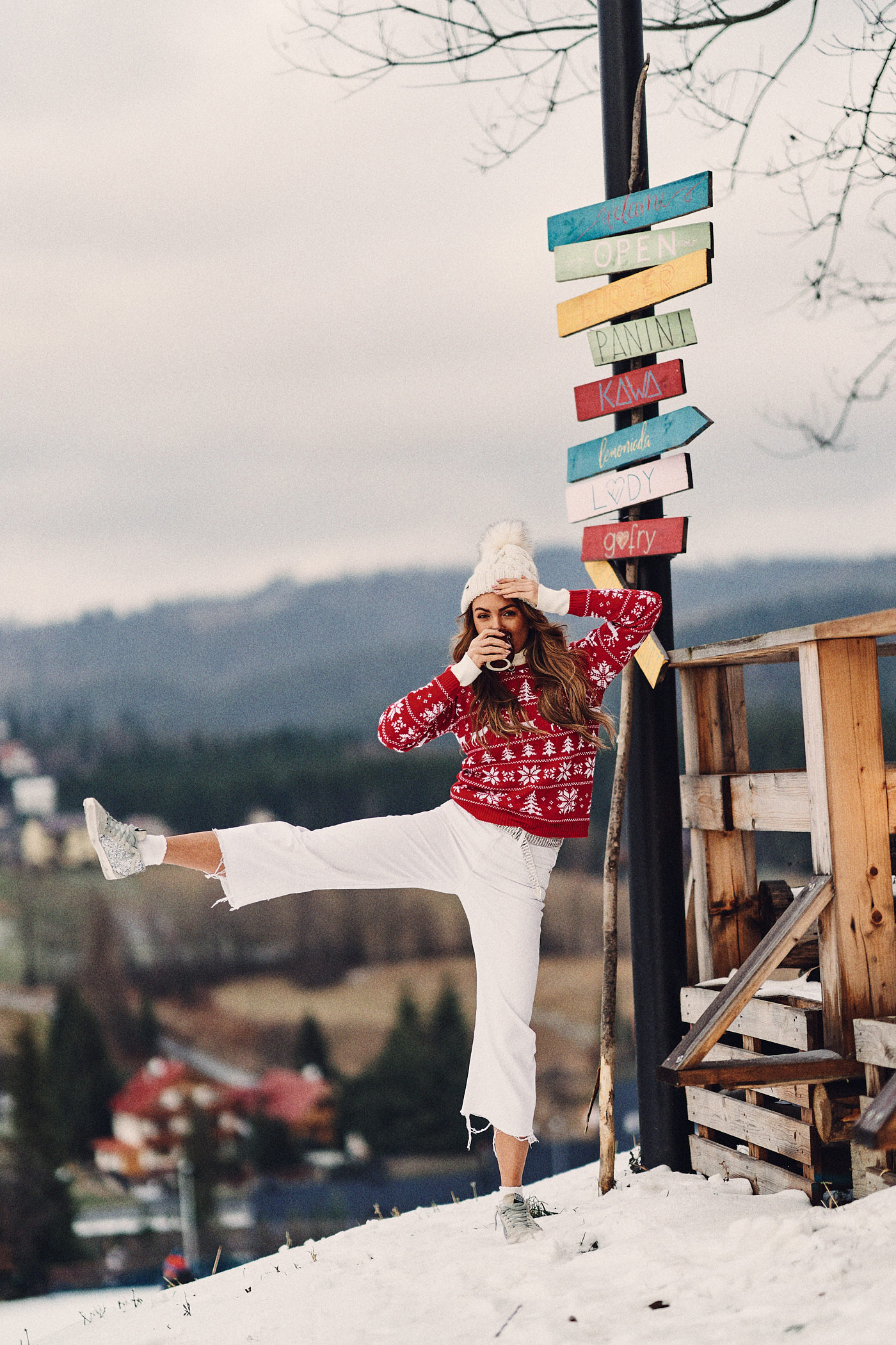 Świąteczny sweter, sweter Mosquito, zima w górach, Istebna